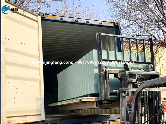 لوح رغوي من مادة PVC الخضراء